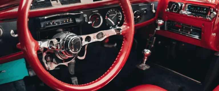 Pédale et commandes sur boîte automatique : tout comprendre pour une conduite sereine