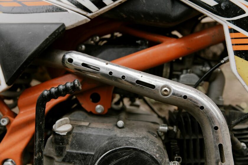 7100 4T 10W-40 moto, bidon 4 L Motul